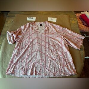 Pink Geometric Women's Blouse